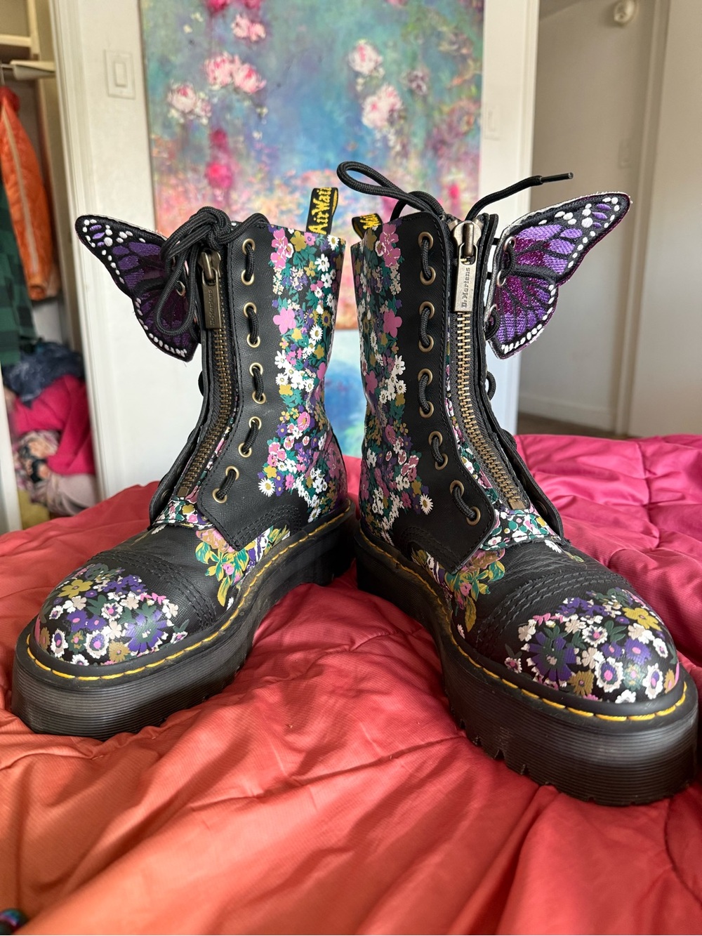 Dr. Martens Sinclair hi Floral  Platform Lace-Up / zip up Boots - Picture 9 of 9